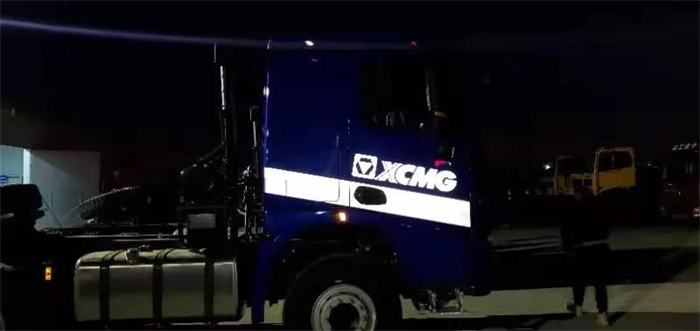 在新冠全球肆虐的2021，徐工重卡没有停下全球开拓的步伐，出口业务上半年度完成全年指标86%。
