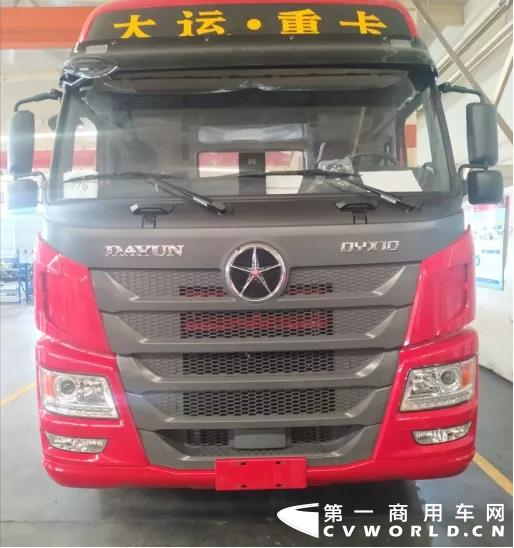 N8E3.0版短排半牵引车来袭3.webp.jpg