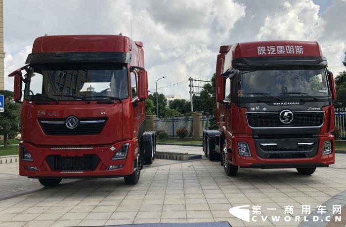东风+陕汽LNG牵引车.jpg