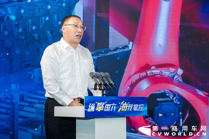 2021年9月25日，“纵‘擎’国六‘油’我掌控-解放动力国六节油专家发布会”于无锡盛大启幕，一汽解放总经理助理兼发动机事业部总经理、党委书记钱恒荣、一汽解放销售公司副总经理胡晓冬、中国内燃机工业协会常务副会长兼秘书长邢敏及行业媒体、客户代表等人出席会议，共同见证了这一荣耀时刻。