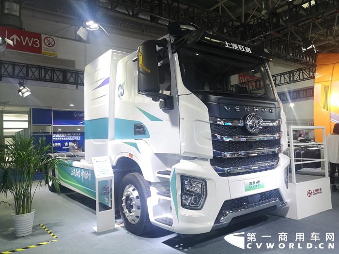 上汽红岩杰虎H6 4×2 燃料电池专用车底盘.jpg