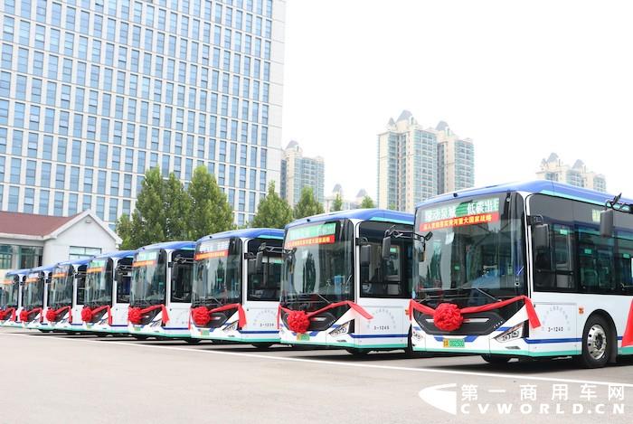 中通客车产品路线持续进阶、成果不断，走出了一条独具“中通特色”的创新发展之路。