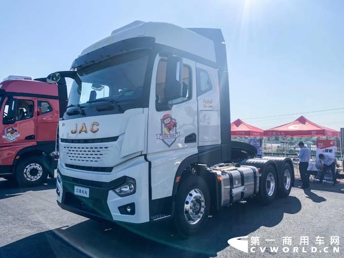 由江淮重卡潜心打造的超值重卡——江淮超越Q7，来了！