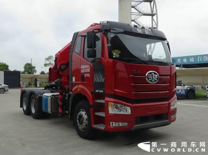 随车式起重牵引运输车CA4250P66K24L1T1A1E6Z成都.jpg