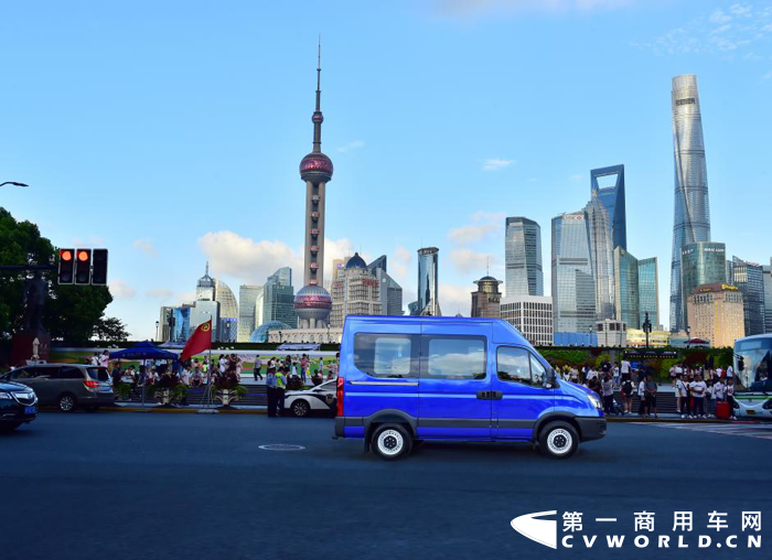 沿着高速看中国，与南京依维柯一起见证崛起6.png