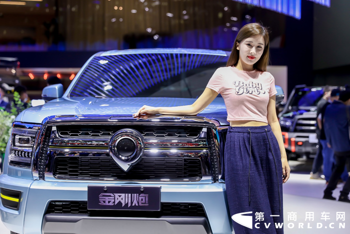 金刚炮、超跑皮卡概念车燃炸广州车展8.png