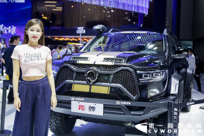 金刚炮、超跑皮卡概念车燃炸广州车展19.png