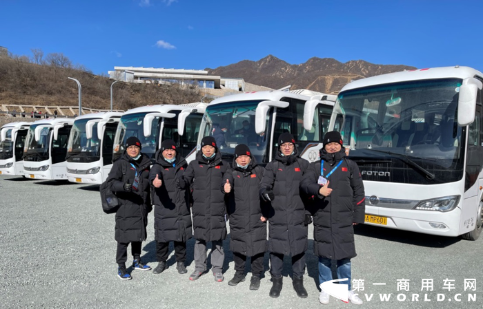 近日，“相约北京”系列冬季测试赛第三阶段赛已临近尾声，作为此次赛事重要的交通运输保障力量，福田欧辉派出最强产品阵容，利用此次“练兵”实现了大幅提升迎战能力，在这次模拟考当中交出高分答卷，成为交通运输保障工作的“客车状元”。