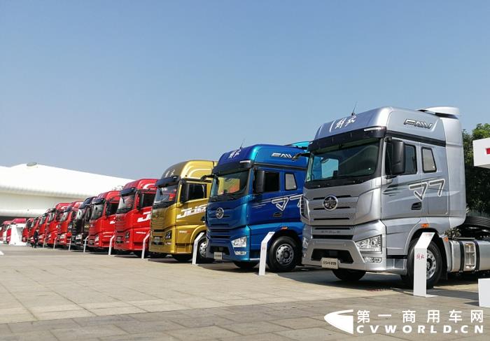 解放牵引车.jpg