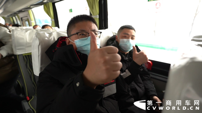 自2020年12月2日开通以来，T388路已经运营了一年时间。这条被誉为“全国最长纯电公交线路”的跨市专线是长春、榆树两地客运集团以民生为本携手探索的发展新路径，不仅树立了公交客运行业成功转型典范，而且实现了社会效益和环境效益的“双丰收”，绘就了群众美好出行的幸福图景。