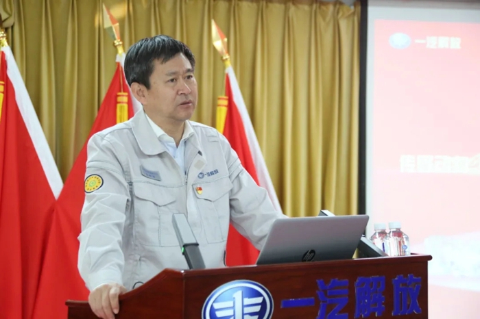 11月5日，传动事业部召开IPD试点启动会，重型手动换代变速箱、集成式重型AMT变速箱、重型换代轻量化驱动桥三个产品项目作为首批IPD试点项目正式启动。传动事业部高级经理及参与项目实施的各职能部工程人员参会。
