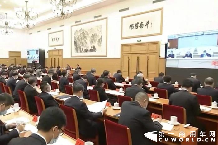 成都大运1.jpg