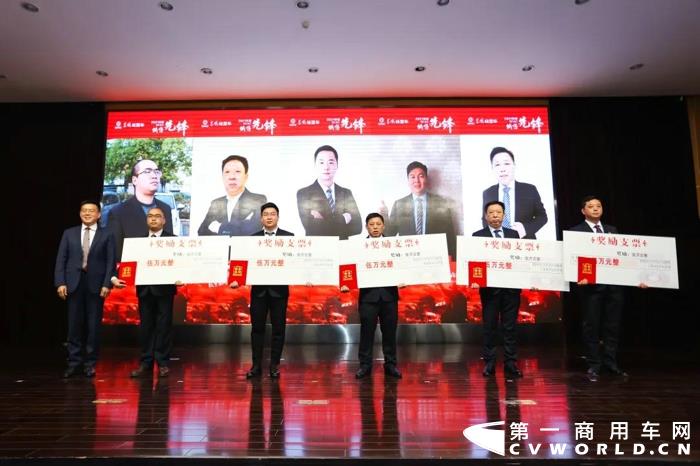 2022年我们要打胜仗！打胜仗！打胜仗！一声声誓言铿锵有力，一句句誓词掷地有声。