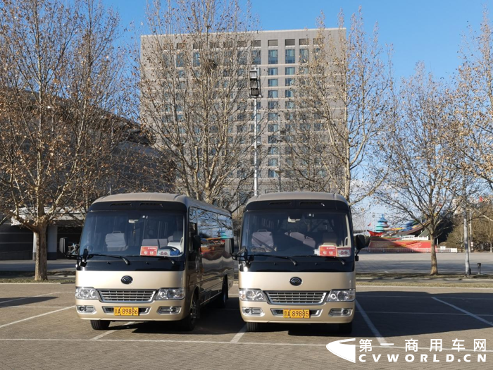 奋进的号角，在新年伊始再次吹响。1月6日—9日，2022年北京市“两会”隆重召开。多位人大代表和政协委员紧贴民生需求提建议、谋发展、献良策，为首都高质量发展贡献智慧和力量。
