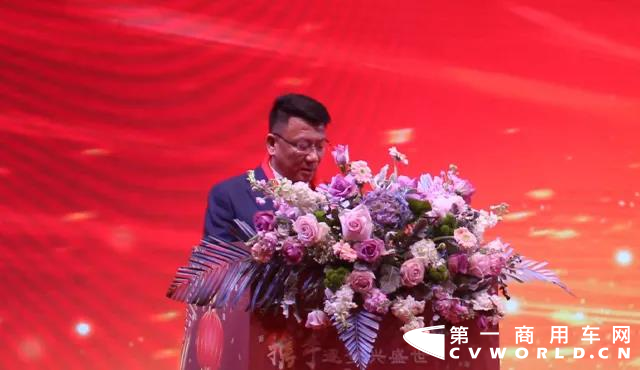2022年1月16日，以“携手逐梦兴盛世 同心起航贺新春”为主题的一汽解放蚌埠地区2022新春大拜年活动在“湖上升明月”古民居博览园隆重召开。在全体员工的精心布置下，整个会场华灯璀璨，彩旗飘扬，可谓年味儿十足，喜气洋洋！