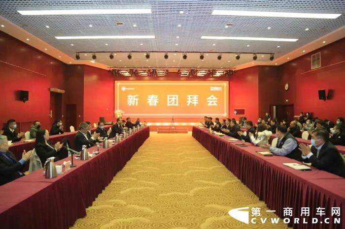 常瑞书记表示，“2022年，我们要甩开膀子加油干，传承‘把不可能变为可能，把可能变为现实’‘聚焦价值、精益运营’的优秀福田文化，踔厉奋发，笃行不怠，在新征程中争取更大荣光。”