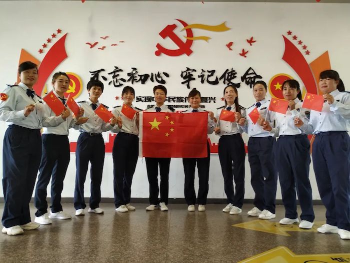 在国家“碳达峰、碳中和”战略目标的引领下，中车电动将不断用技术创新为绿色低碳加码，以更高标准的优质产品服务用户，为智慧低碳出行贡献“中车力量”。