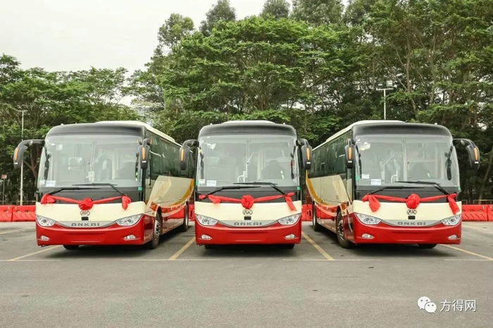 中国客车统计信息网汇总重点19家客车企业数据显示，2022年1月，6米以上新能源客车销量2780辆，与2021年1月基本持平。（注：考虑到目标市场，方得网聚焦客车市场，为车长6米以上车型）