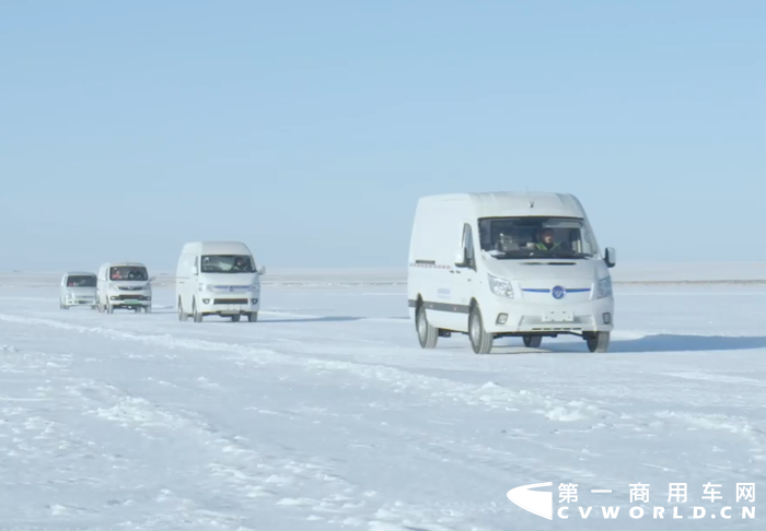 冬奥会带火了冰雪运动 图雅诺轻客“亲自”上场体验5.png