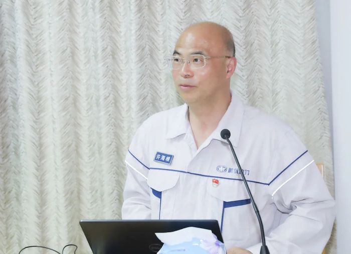 3月16日，新聘领导干部转身培训启动会在发动机事业部培训中心成功召开。