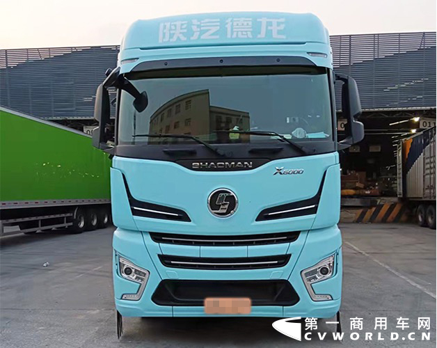 作为众多行业的支柱，物流运输扮演着非常重要的角色，很多卡友几乎全年都奋斗在运输一线。我们今天的主角王瑞强就是一位有着丰富运输经验的快递货运司机。
