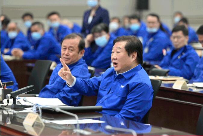 谭旭光1.jpg