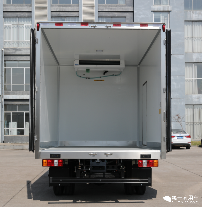 江西五十铃翼放冷藏车5.png