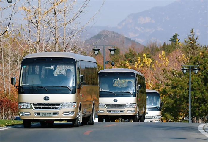 为了更好地保护和利用敦煌的旅游资源，为游客提供安全有序的旅游服务，2017年6月，敦煌文旅交通有限公司正式成立，通过盘活整合旅游资源，使城市旅游功能更加完备，大幅提升了旅游产业核心竞争力。