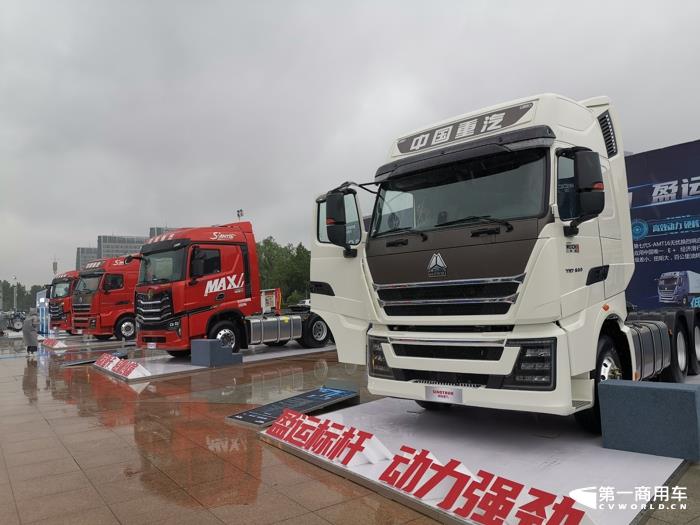 现场展车1.jpg