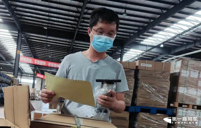 自8月28日大连疫情防控骤然紧张以来，大柴工厂以硬核措施应对疫情，各条战线在复杂多变的形势下抓防疫、抓生产、抓保障，抗疫15天，各项工作平稳有序进行。