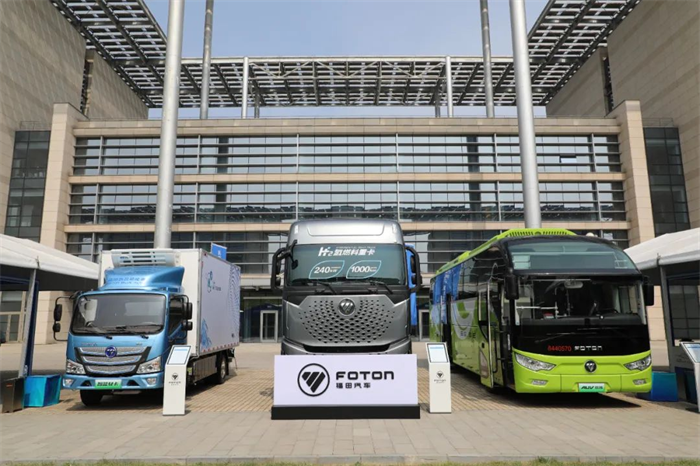 为进一步打造全球领先的氢能产业技术创新高地，支撑北京率先实现“碳达峰、碳中和”目标，9月17日，“2022全球能源转型高层论坛”在北京未来科学城拉开帷幕。福田欧辉携BJ6122氢燃料电池客车亮相本次论坛，向现场的领导和观众展示了福田欧辉在氢燃料电池客车领域的技术成果与领先优势。