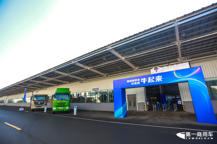 这是一个中国新能源汽车全球领跑的时代，也是物流行业发展迅猛的时代，两个上升行业的叠加驱动着新能源物流车迭代升级。