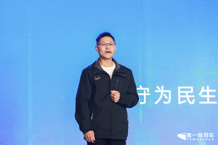 这是一个中国新能源汽车全球领跑的时代，也是物流行业发展迅猛的时代，两个上升行业的叠加驱动着新能源物流车迭代升级。