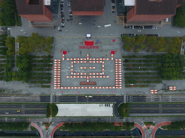 中车电动打造广州靓丽风景线4.jpg