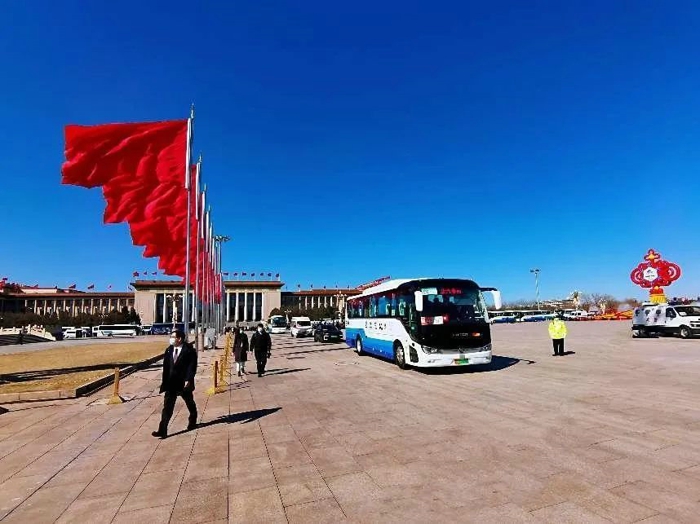 公交电动化时代来临，欧辉纯电动客车稳占鳌头4.jpg