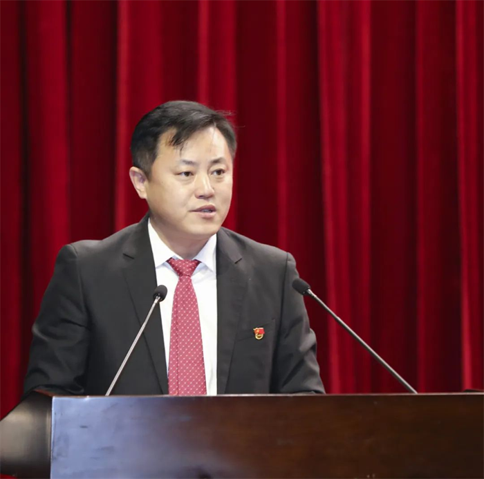 2月1日至2日，一汽解放动力总成事业部党委（扩大）会议暨一届一次职工代表大会在无锡召开。 