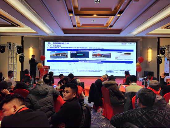 解放新春大拜年走进亳州，与卡友共启新程3.png