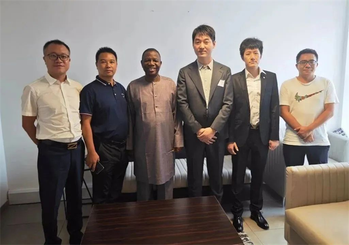 解放动力蓄势发力，海外市场捷报频传，2月份创下单月出口销量历史新高，从已经掌握的订单情况看，3月份将保持稳步增长的态势，同比增长34%，预计一季度同比涨幅达到66%。