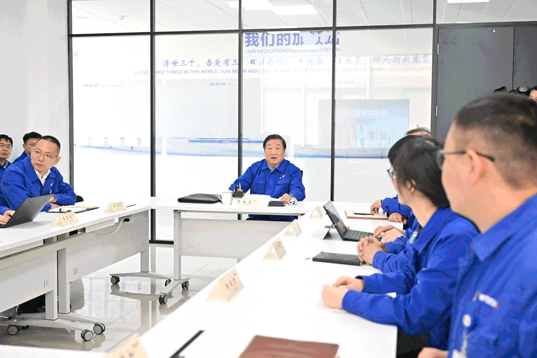 谭旭光：潍柴发展新能源绝不能瞎忽悠、随风摆、当混子！2.gif