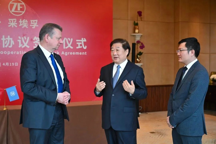 谭旭光：中国重汽与采埃孚合作实现共赢2.jpg
