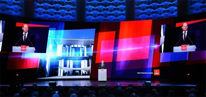 2023年德国汉诺威工业博览会（HANNOVER MESSE 2023，下称“汉诺威工博会”）于当地时间4月16日下午正式开幕，本届汉诺威工博会以“行业转型——创造不同”为主题，聚焦碳中和生产、人工智能、氢能技术、能源管理和工业4.0最新产品和行业趋势。