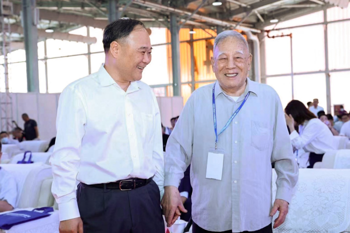 甲醇能源峰会北京揭幕！“甲醇经济生态链”初现雏形3.png
