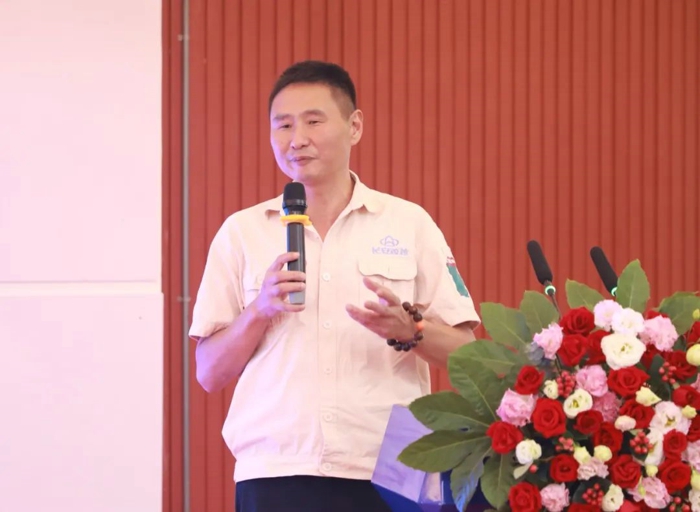 2023年上半年，在公司领导的带领以及全体长跨人的共同努力下，我司交出了漂亮的期中“答卷”。