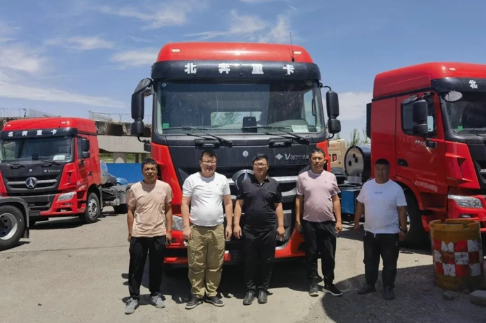 北奔V3ET牵引车交车仪式在巴彦淖尔圆满举办2.jpg