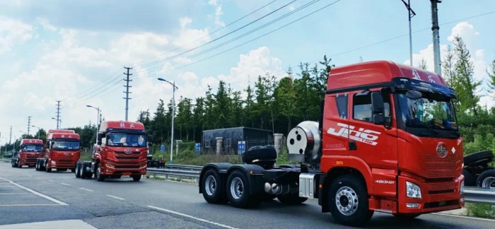 解放JH6燃气车.jpg