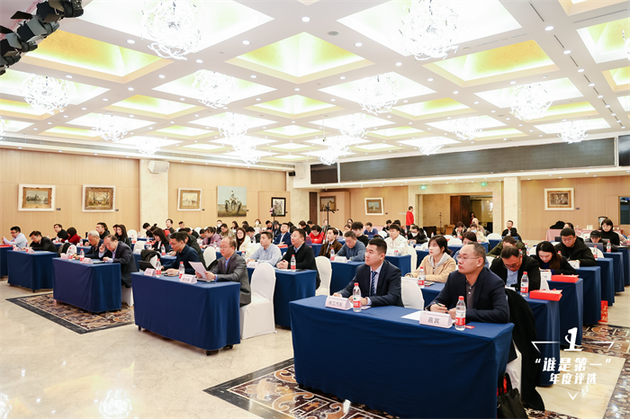 谁在这一年里持续引领行业发展，谁又能成为今年商用车市场真正的赢家？