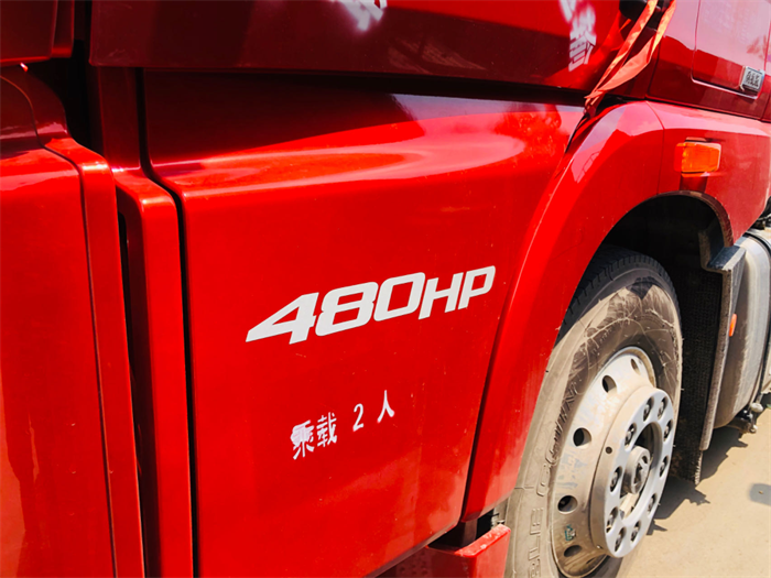【第一商用车网 原创】使用解放JH6两年时间，这款车在可靠、节油以及高效方面的突出优势，让顾师傅能更好地适应多变的运输线路。