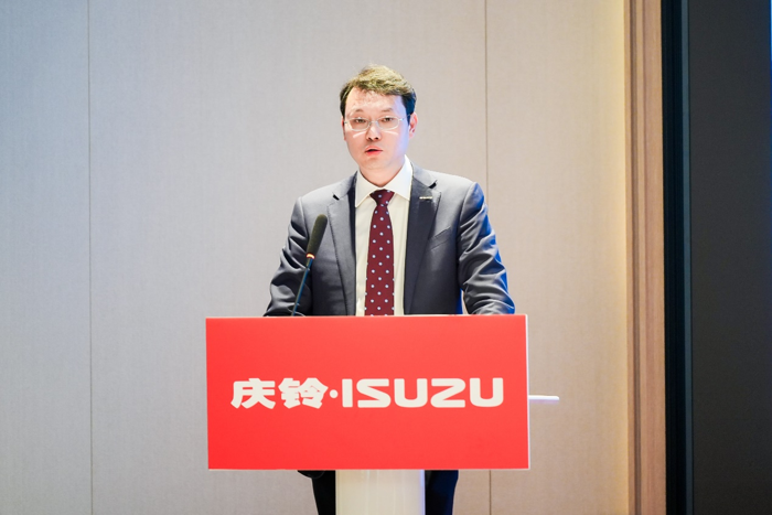 庆铃五十铃T30探险家贵阳火爆上市2.png