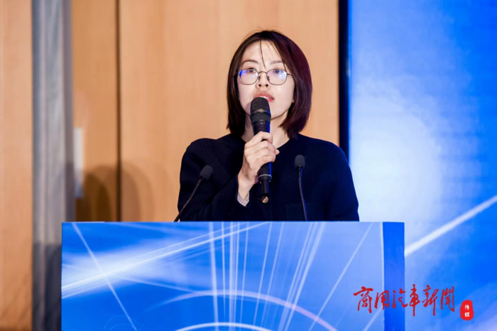 12月21日，2023中国商用车新驱动榜样活动在京举办。活动现场，《2023商用车安全报告》重磅发布，2023中国商用车新驱动榜样·年度总评榜——智能安全榜同步揭晓。