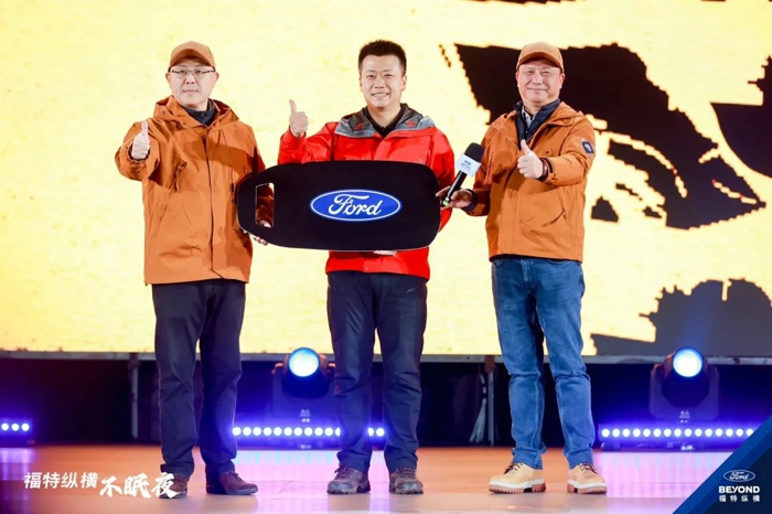 12月20日，全新一代福特游骑侠Ranger全系车型在云南昆明正式上市，官方指导价14.58万元起。江铃集团党委书记、董事长邱天高，福特中国总裁兼首席执行官吴胜波，江铃股份总裁熊春英，集团班子成员衷俊华、丁文敏，江铃福特科技总裁刘继升出席发布会。